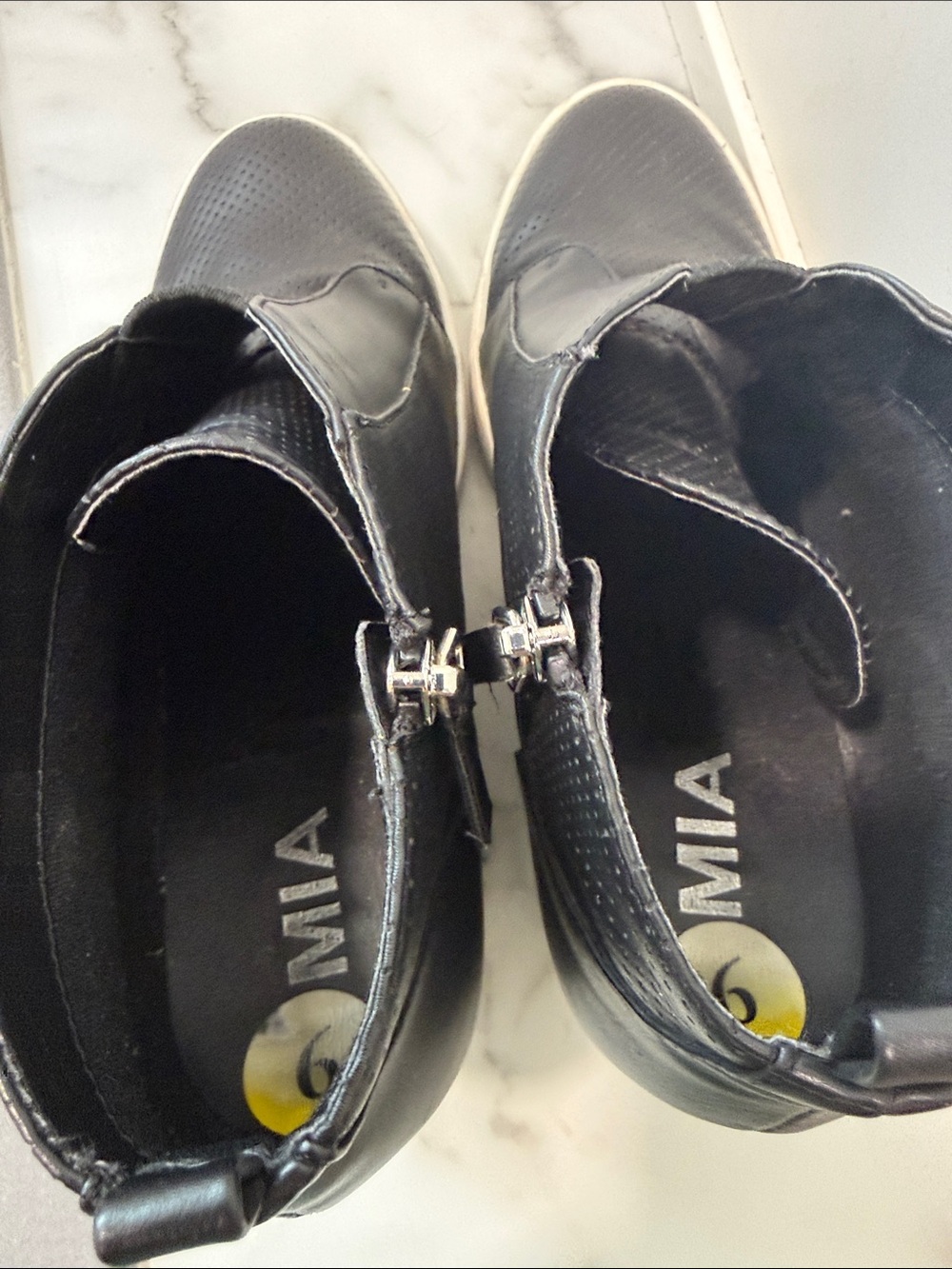MIA Cristie Sneaker Wedge Slip On Shoes Women’s Size 9 - Picture 6 of 8